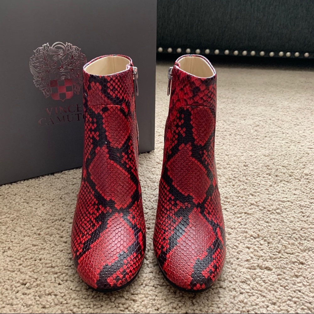 ❤️LAST 7.5 NEW Vince Camuto Red Snake Print Leather Bootie - Picture 10 of 13